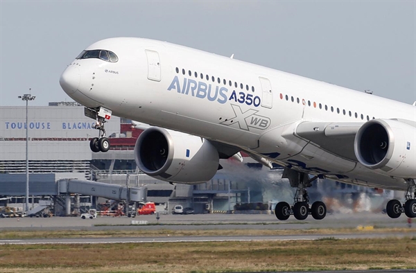 Mỹ sẽ áp mức thuế 10% lên máy bay Airbus sản xuất tại châu Âu. Ảnh: Reuters
